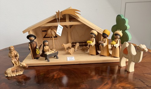 Große weihnachtskrippe - große,