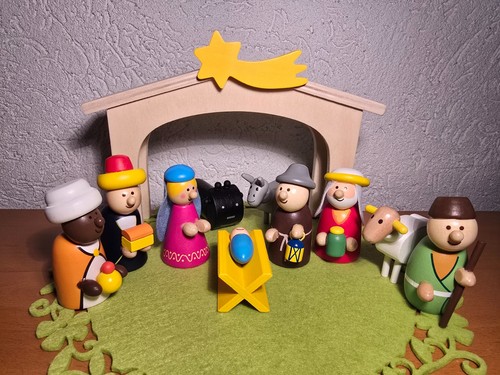 Unbespielte kinderkrippe aus - unbespielte,