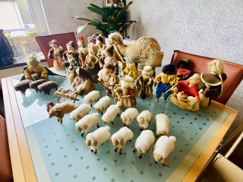 Alte große weihnachtskrippe - alte,
