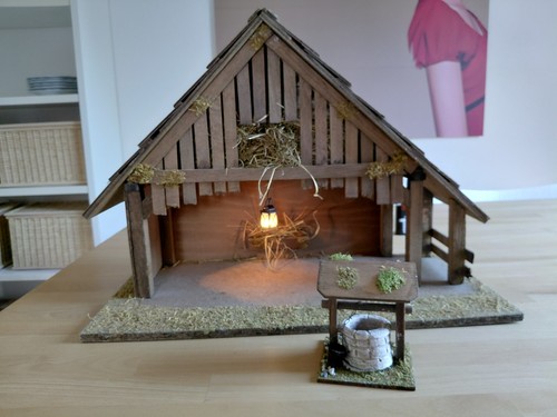 Weihnachtskrippe aus holz mit - aus,