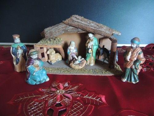 Weihnachtskrippe aus holz - weihnachtskrippe,